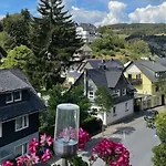 Lägenhet Upland-flair Waldpfad Mit Einzigartigem Berggarten Im Zentrum! Willingen (Upland)