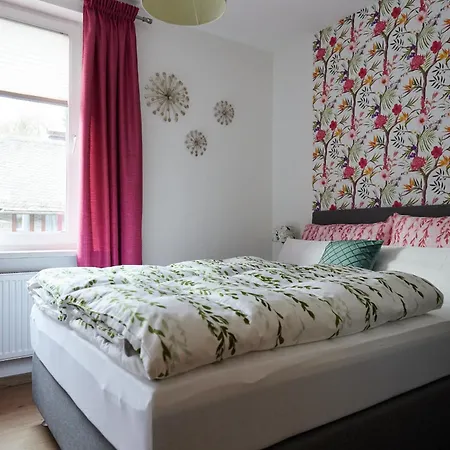 Apartman Upland-flair Waldpfad Mit Einzigartigem Berggarten Im Zentrum!