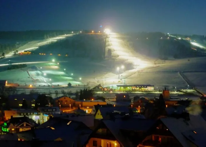 Upland-flair Waldpfad Im Zentrum! Lägenhet